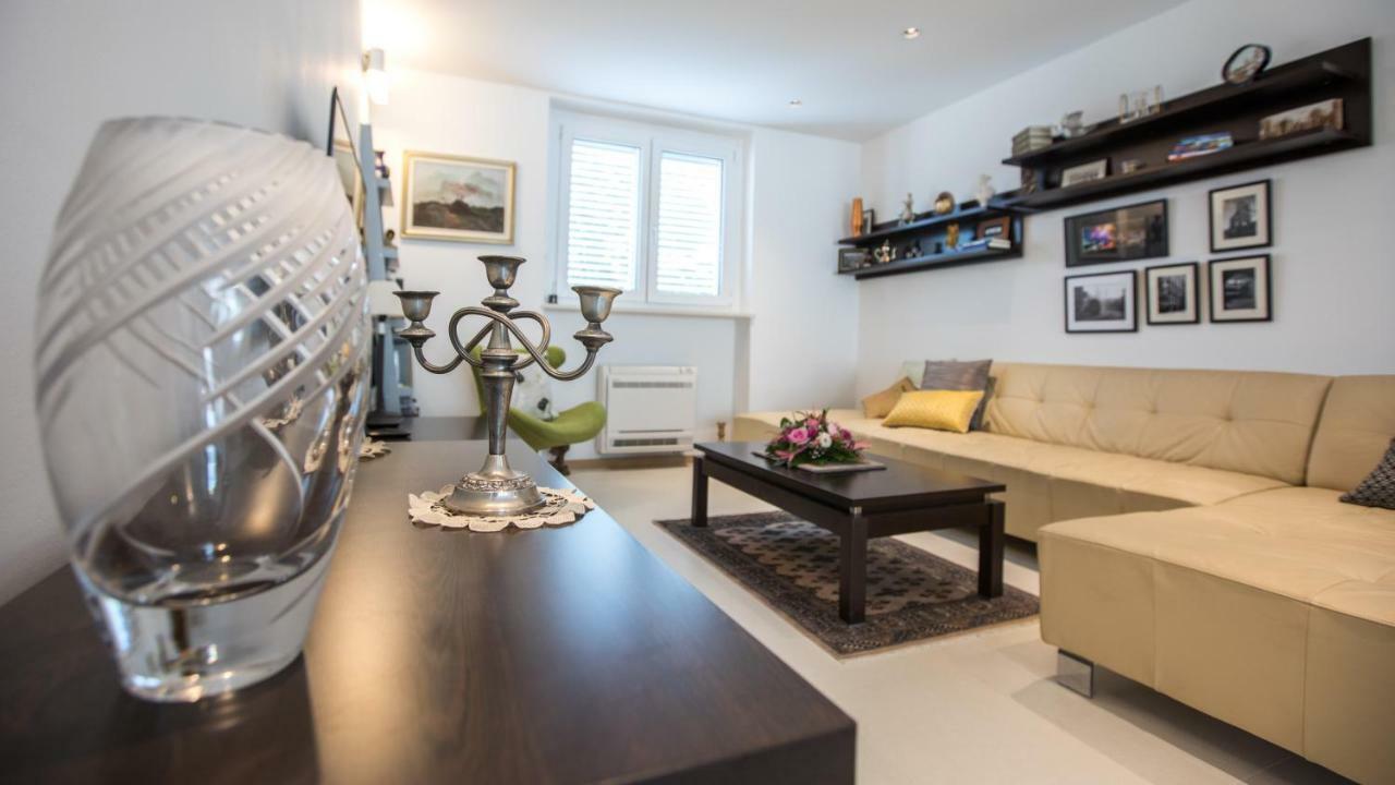 Spacious Modern Apartment Close To The Beach Dubrovnik Exterior photo
